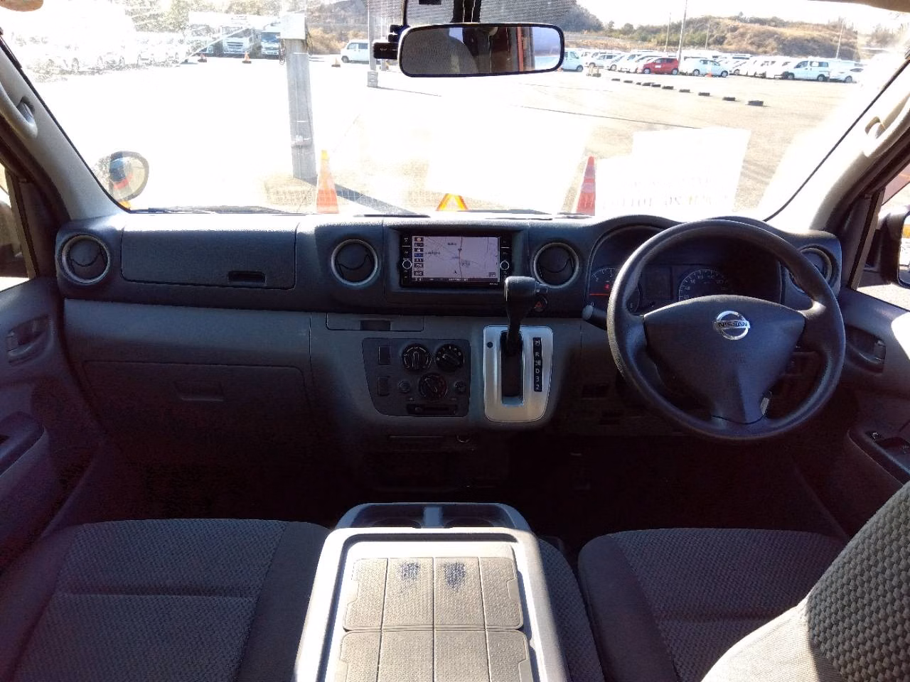 NISSAN NV350 CARAVAN