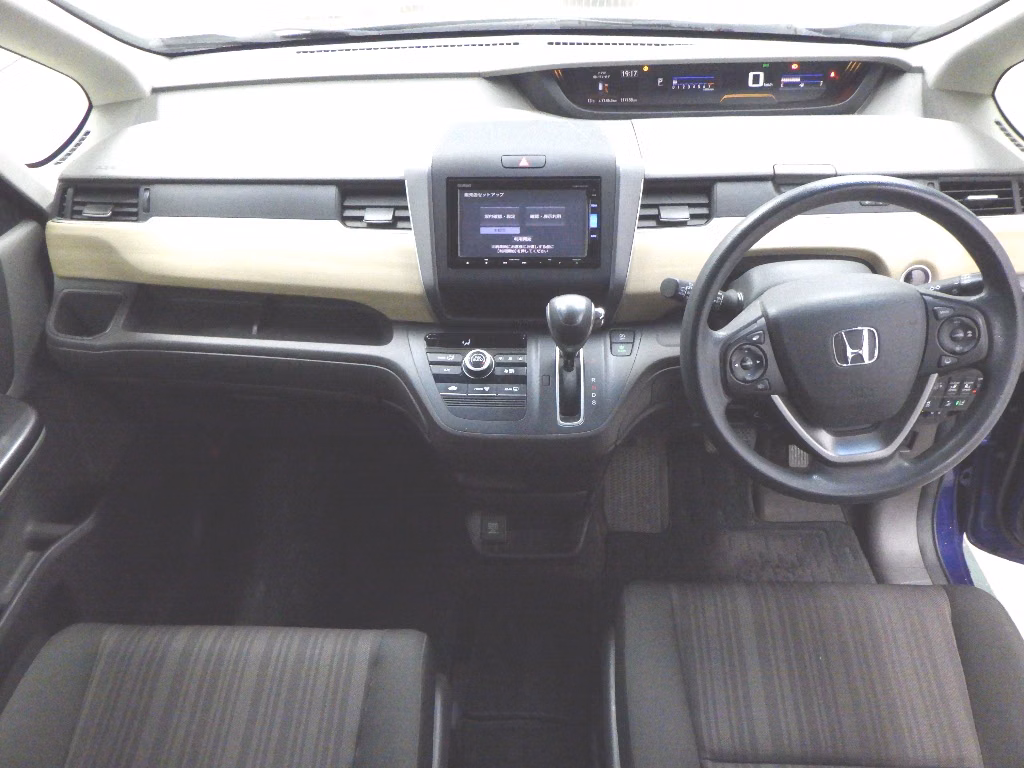 HONDA FREED