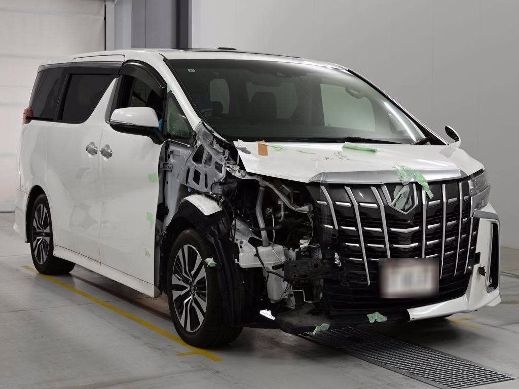 TOYOTA ALPHARD