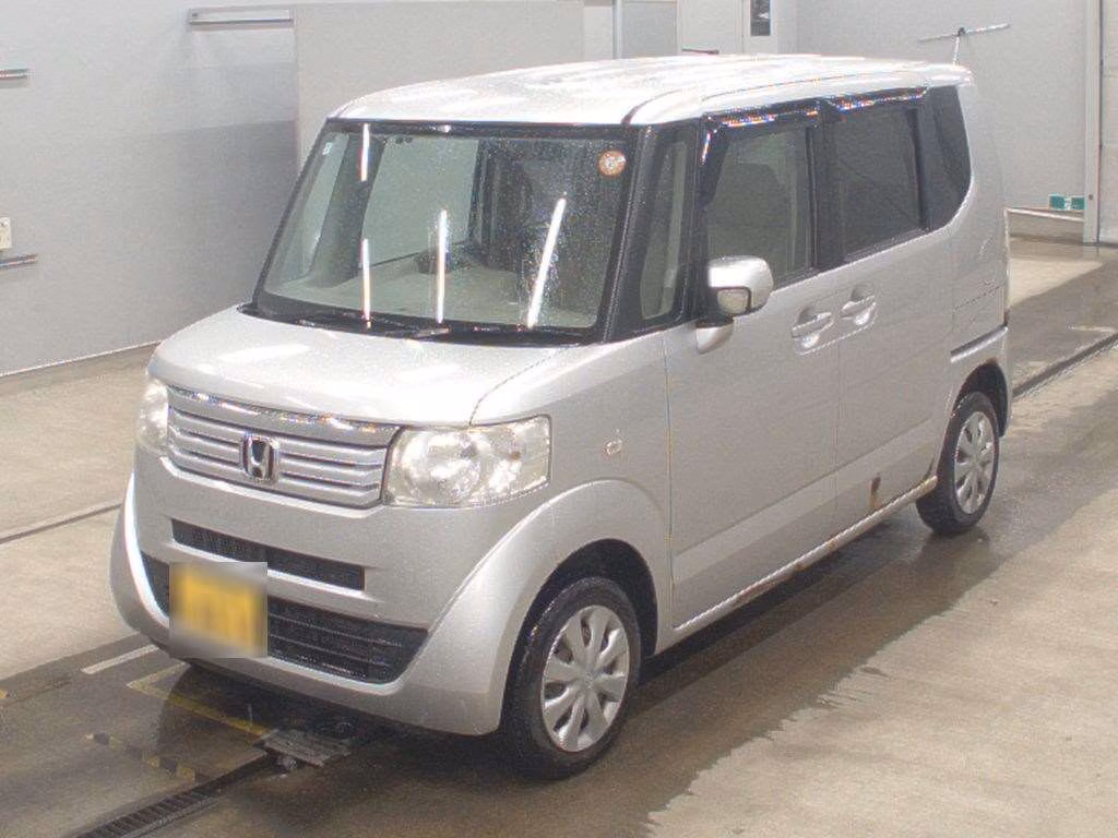 HONDA N-BOX