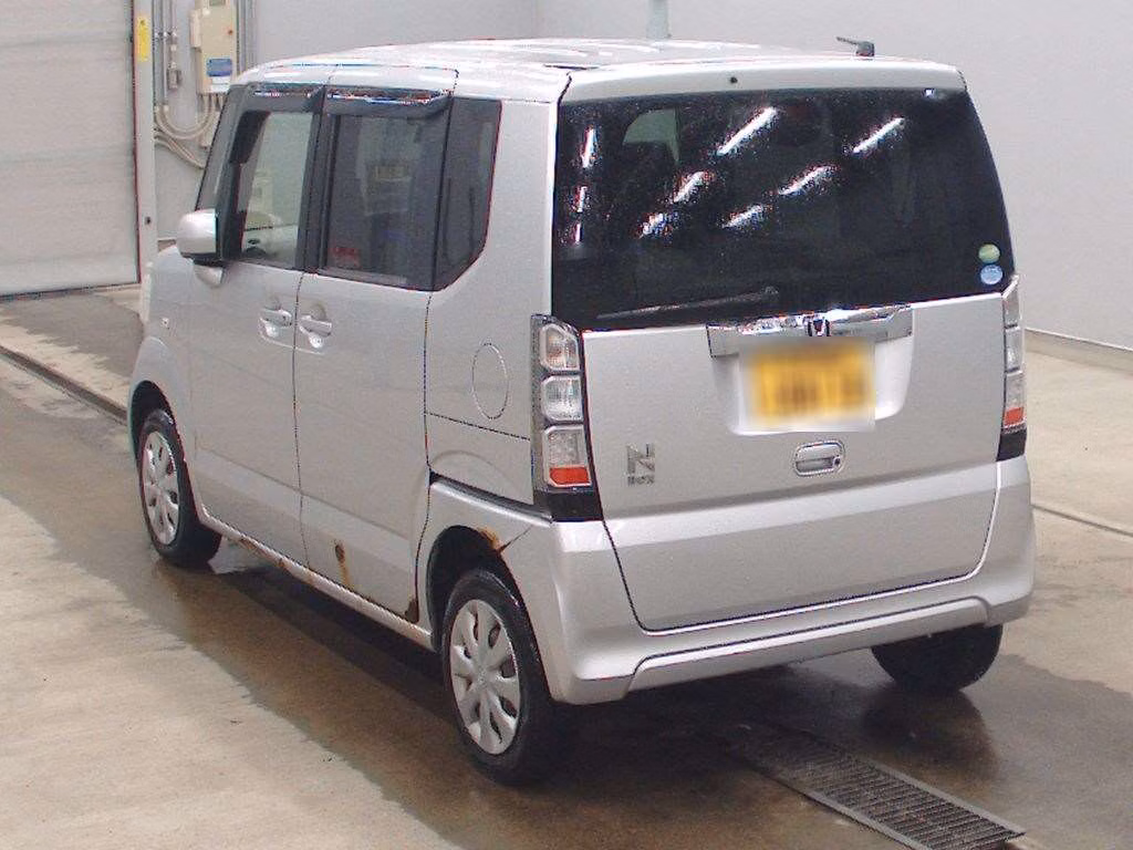 HONDA N-BOX