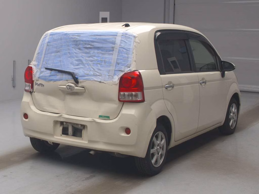 TOYOTA PORTE