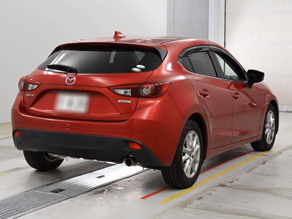 MAZDA AXELA