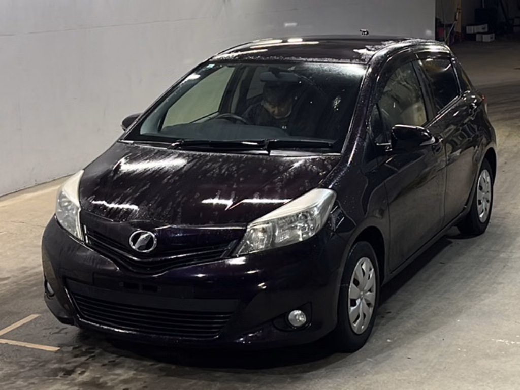 TOYOTA VITZ