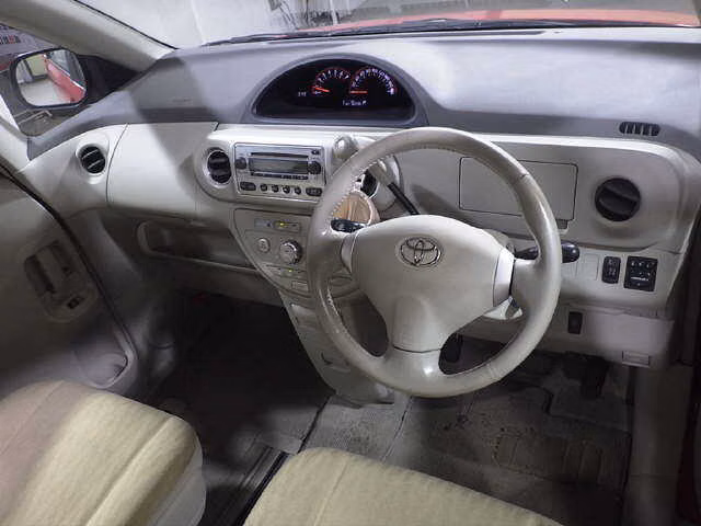 TOYOTA PORTE