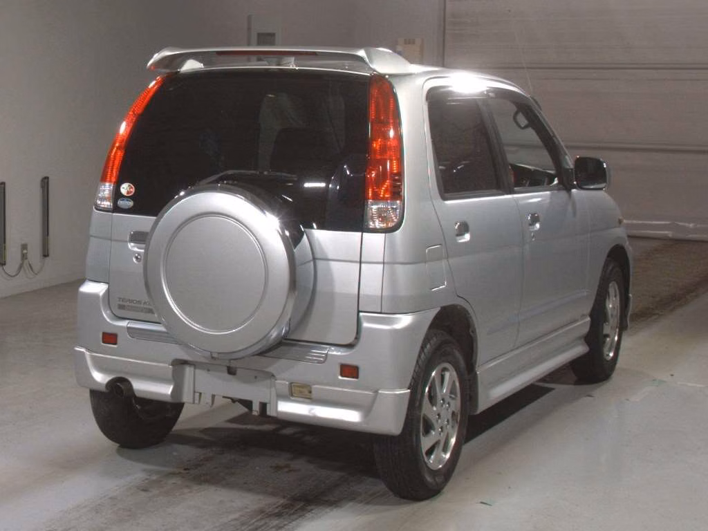 DAIHATSU TERIOS KID