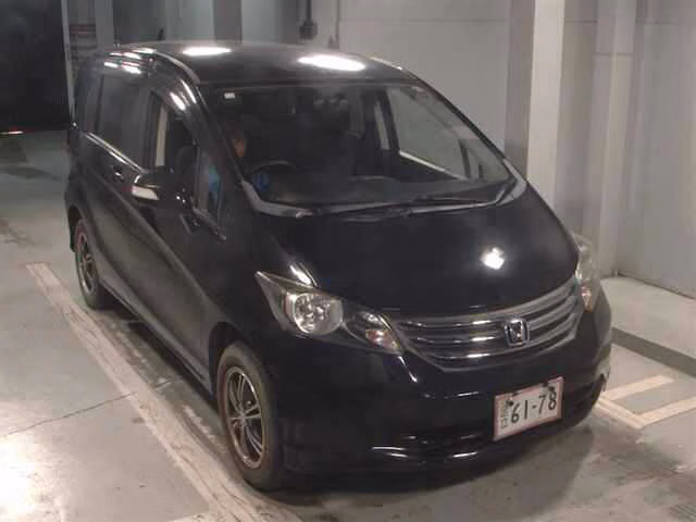 HONDA FREED