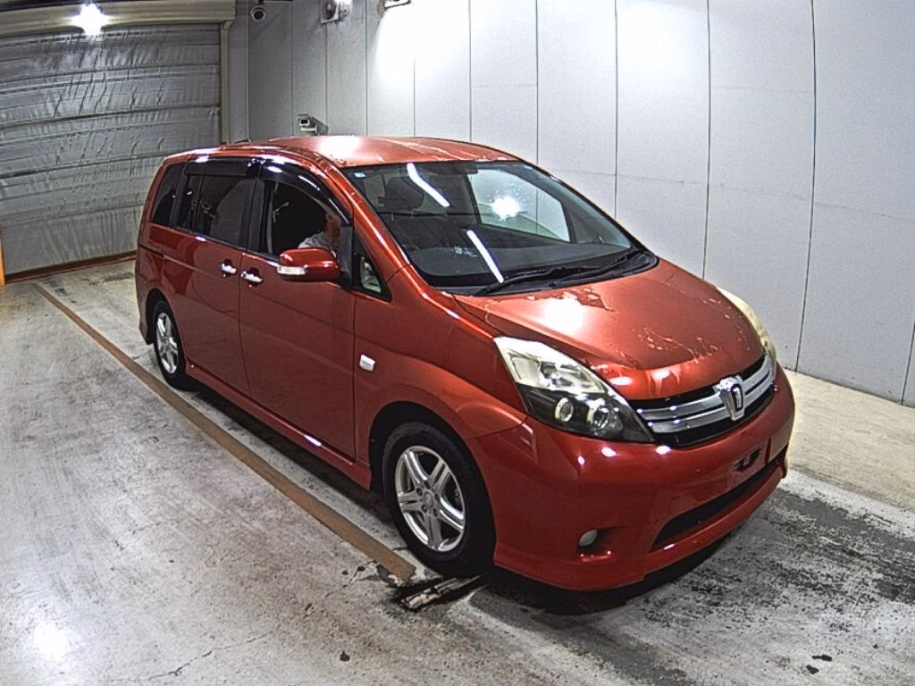 TOYOTA ISIS