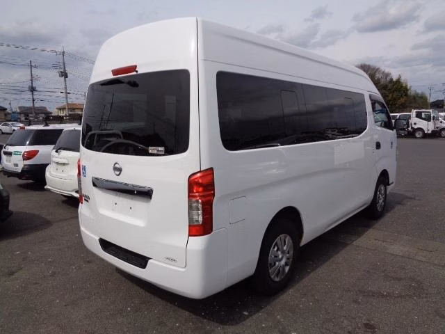 NISSAN NV350 CARAVAN