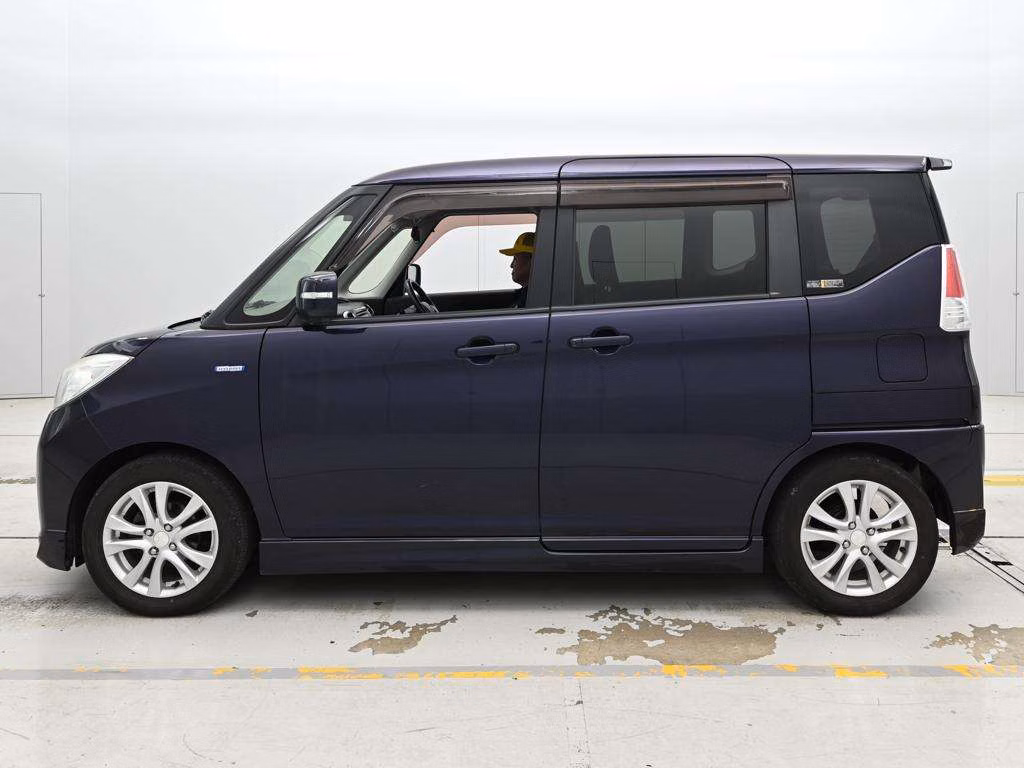 MITSUBISHI DELICA D:2