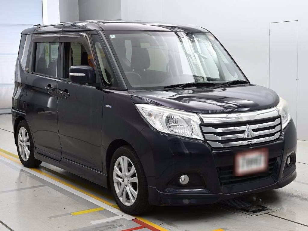 MITSUBISHI DELICA D:2