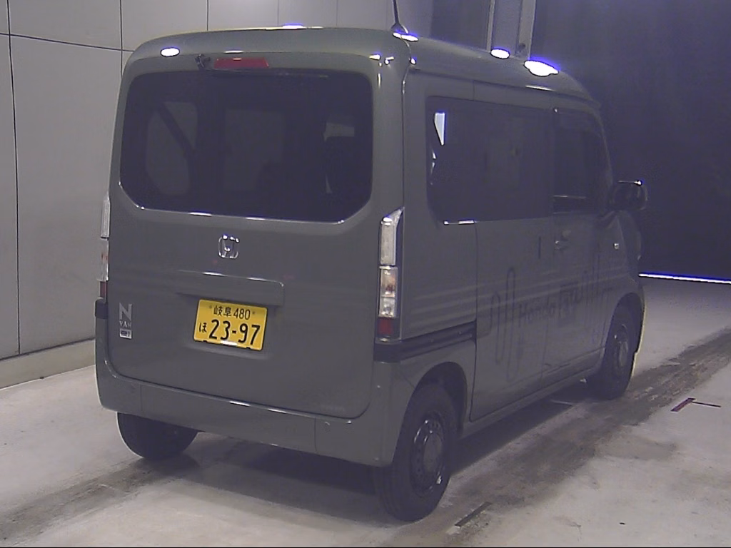 HONDA N-VAN