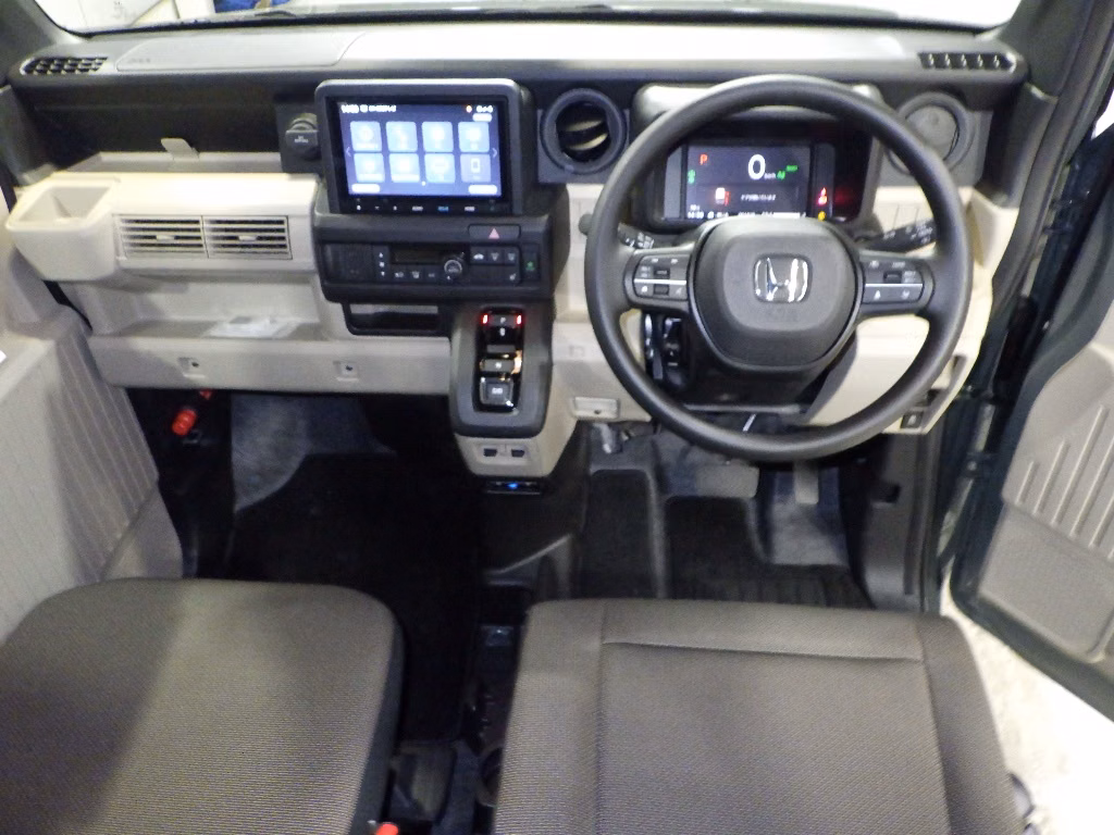 HONDA N-VAN