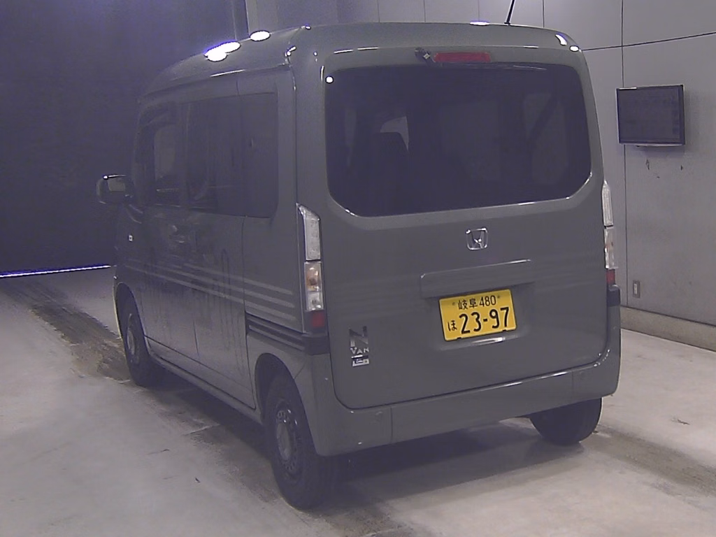 HONDA N-VAN