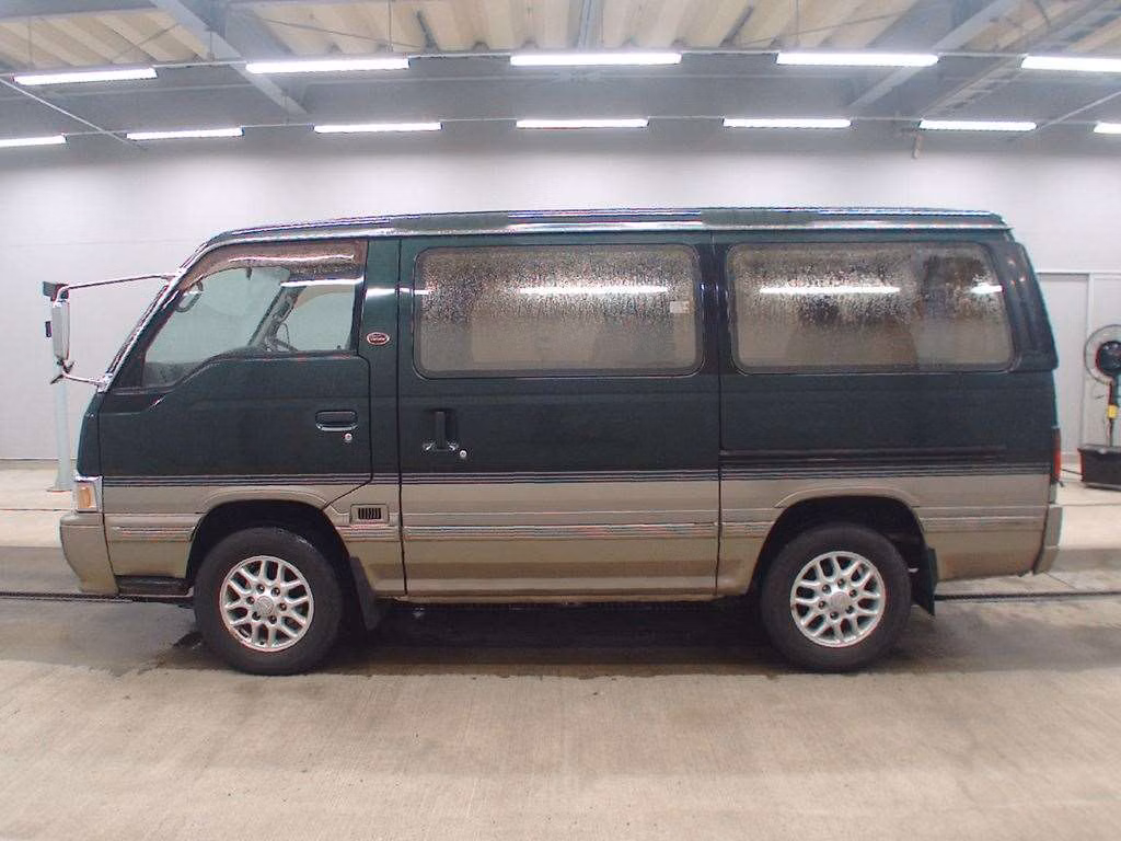 NISSAN HOMY