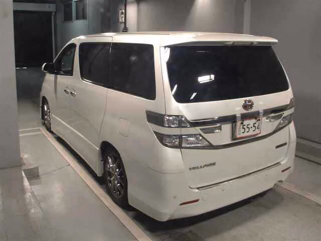 TOYOTA VELLFIRE