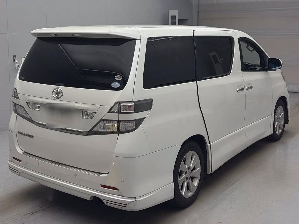 TOYOTA VELLFIRE