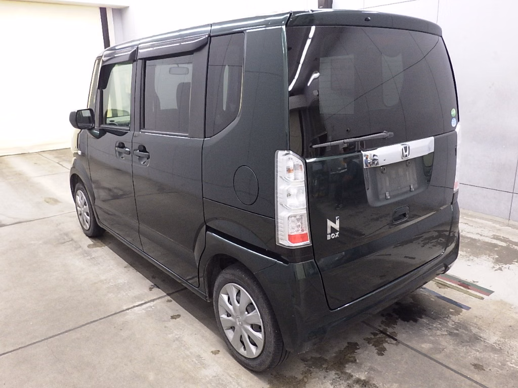 HONDA N-BOX