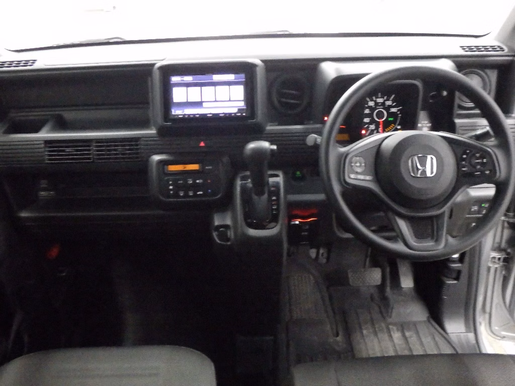 HONDA N-VAN