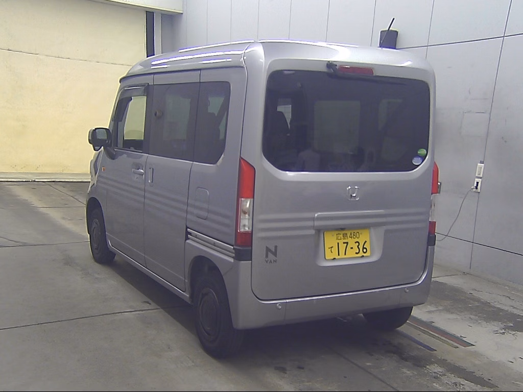 HONDA N-VAN