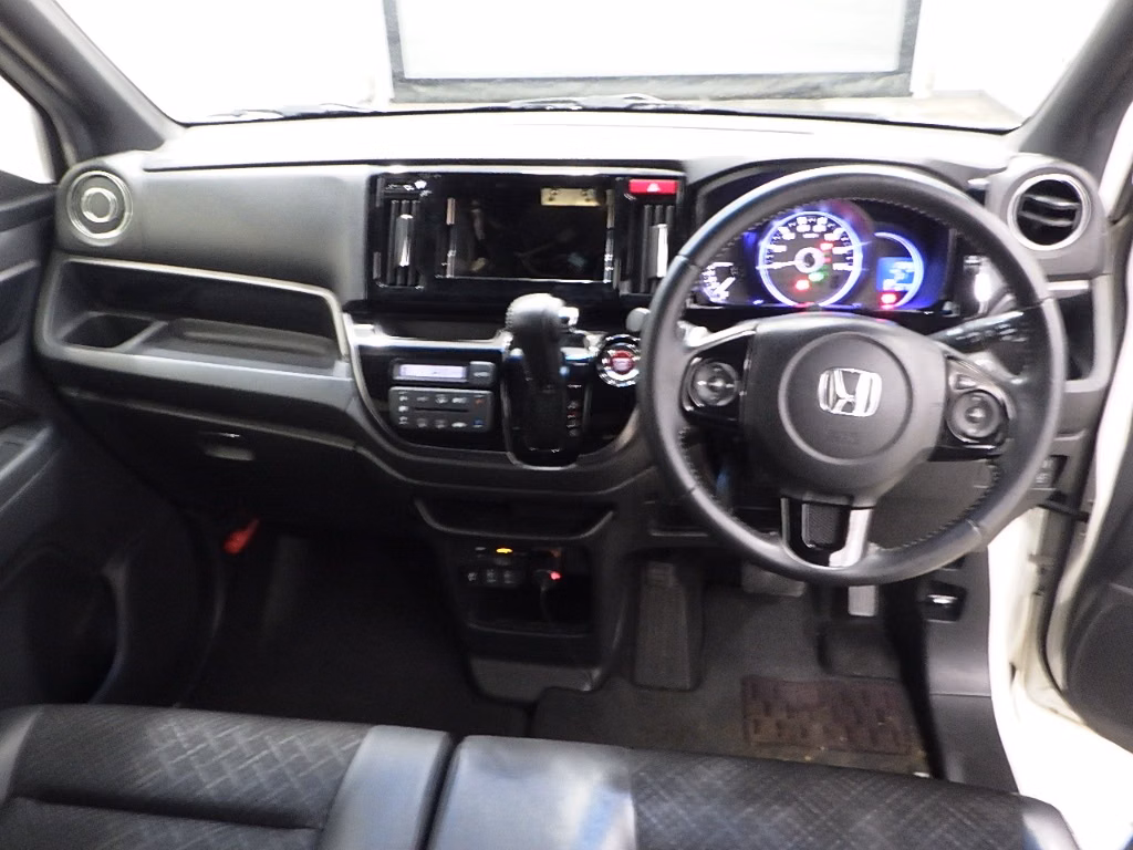 HONDA N-WGN