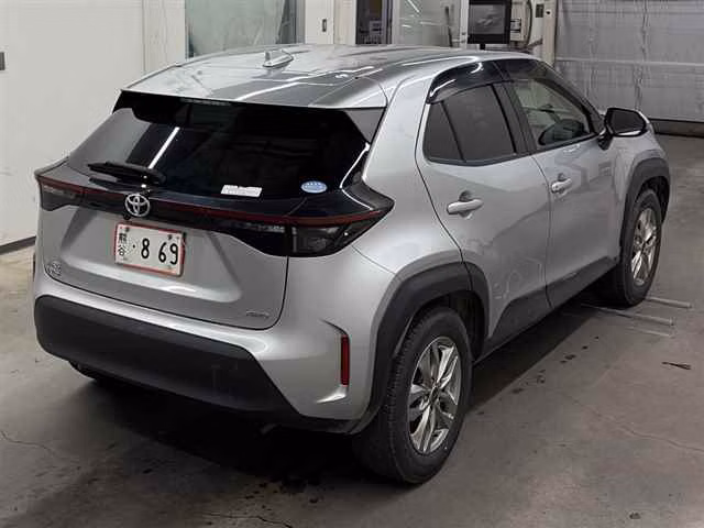 TOYOTA YARIS CROSS
