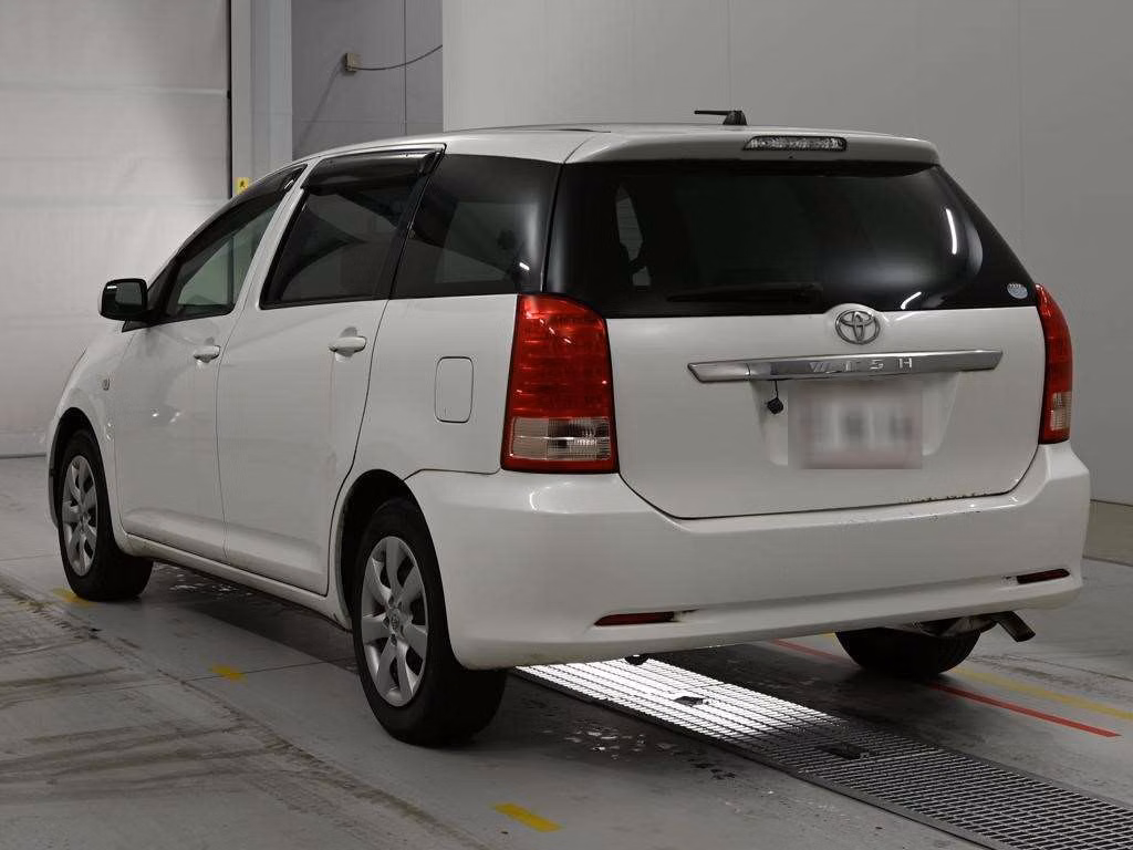 TOYOTA WISH