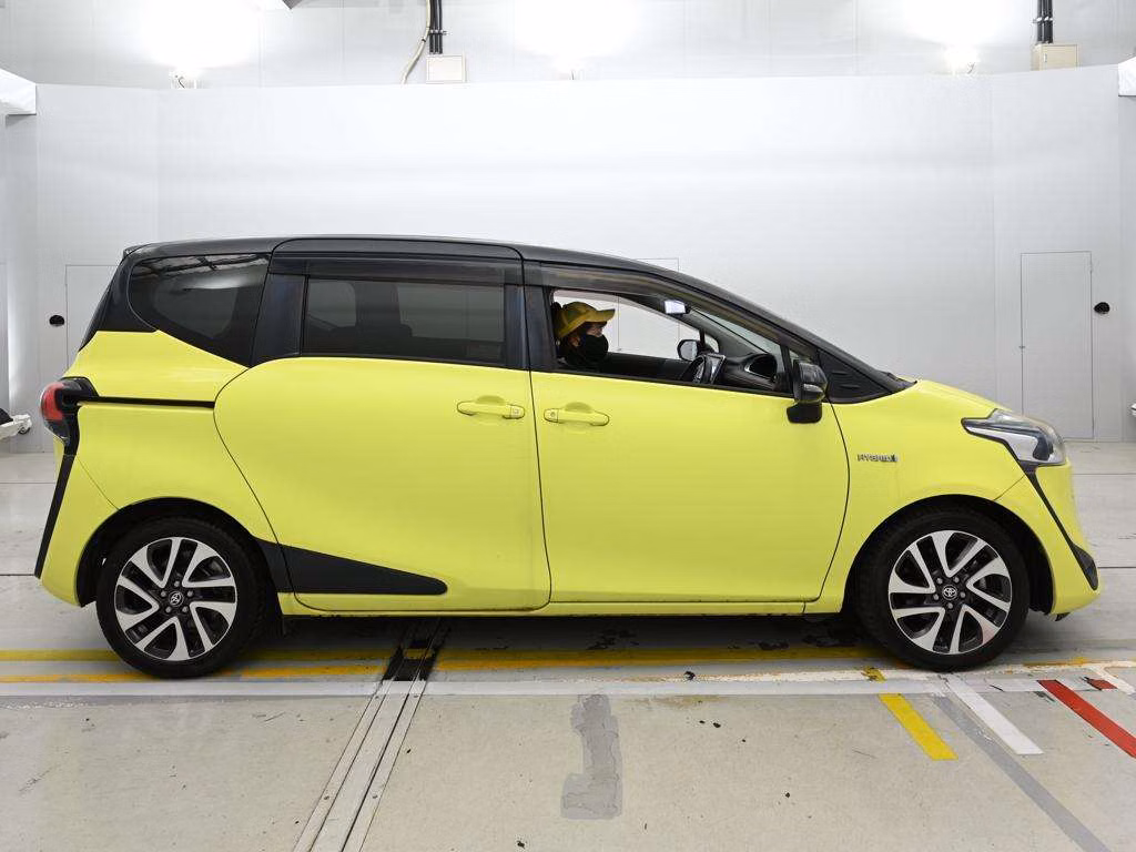 TOYOTA SIENTA