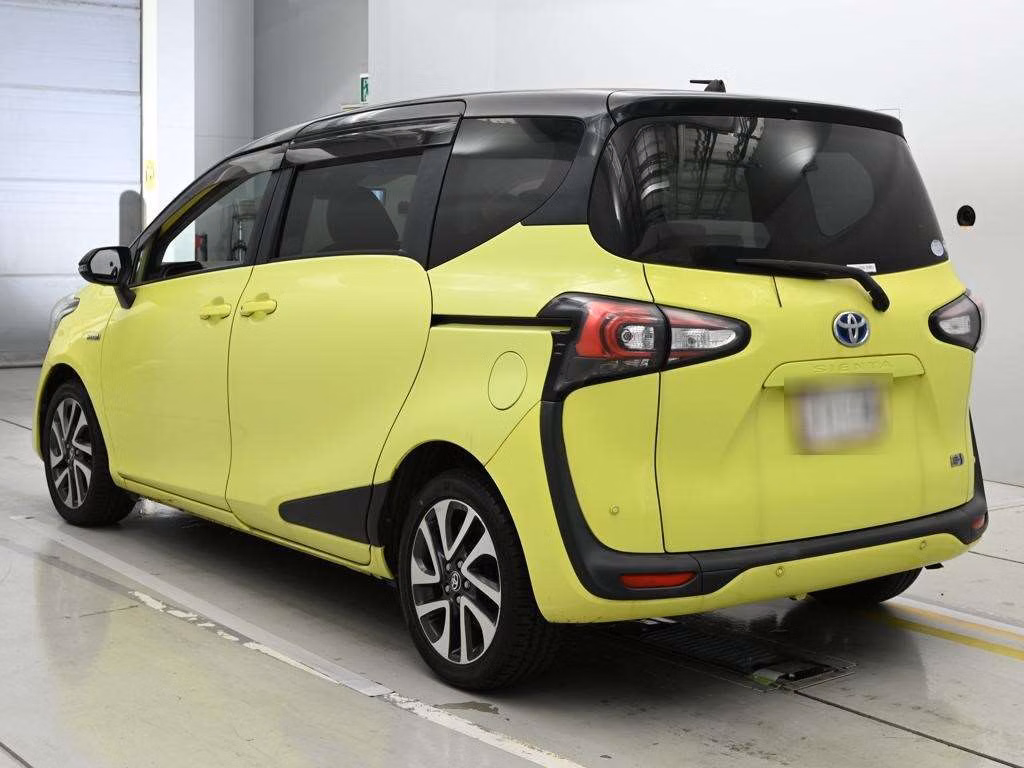 TOYOTA SIENTA