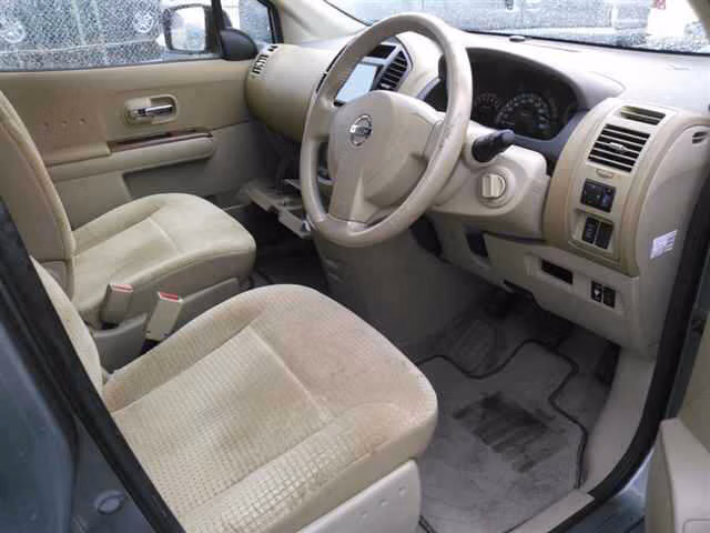 NISSAN LAFESTA