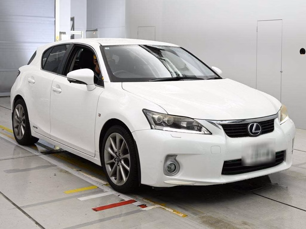LEXUS CT200H