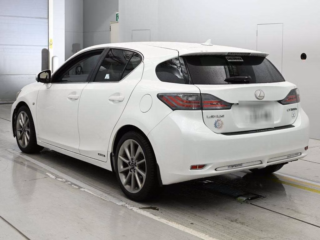 LEXUS CT200H