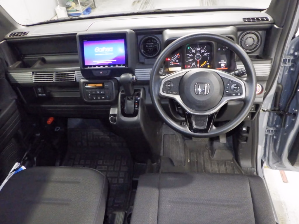 HONDA N-VAN