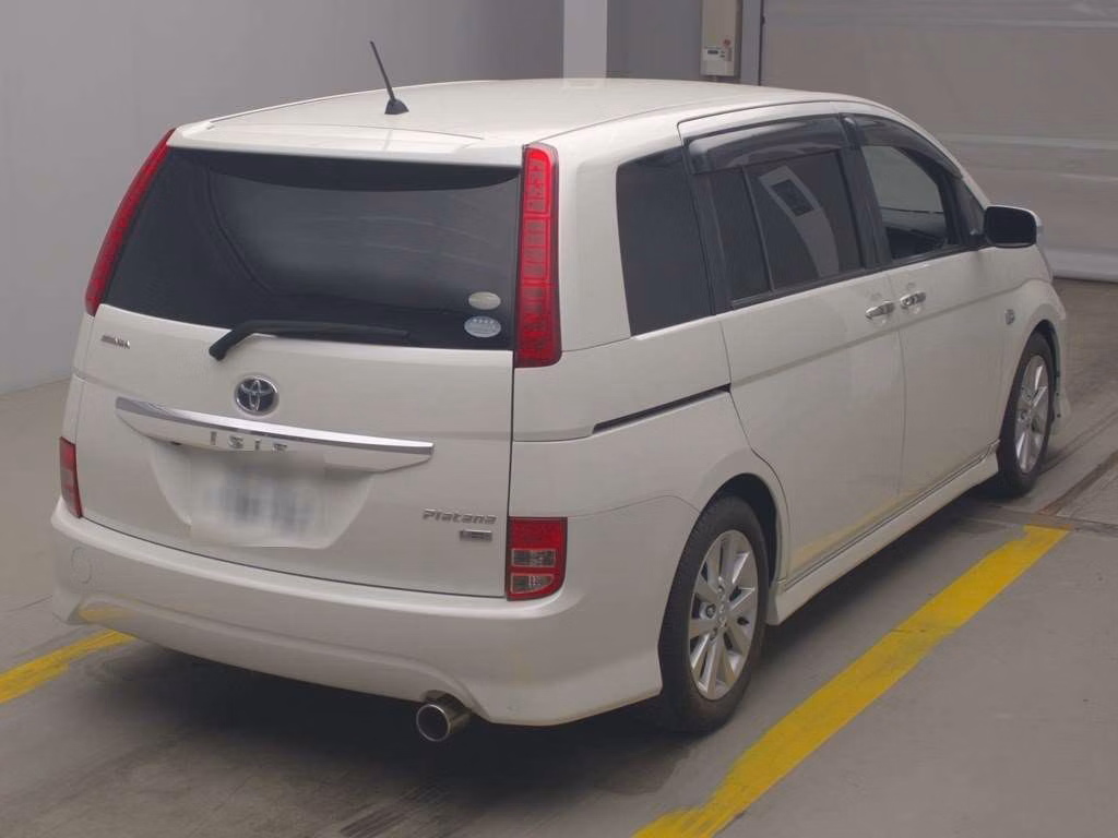 TOYOTA ISIS