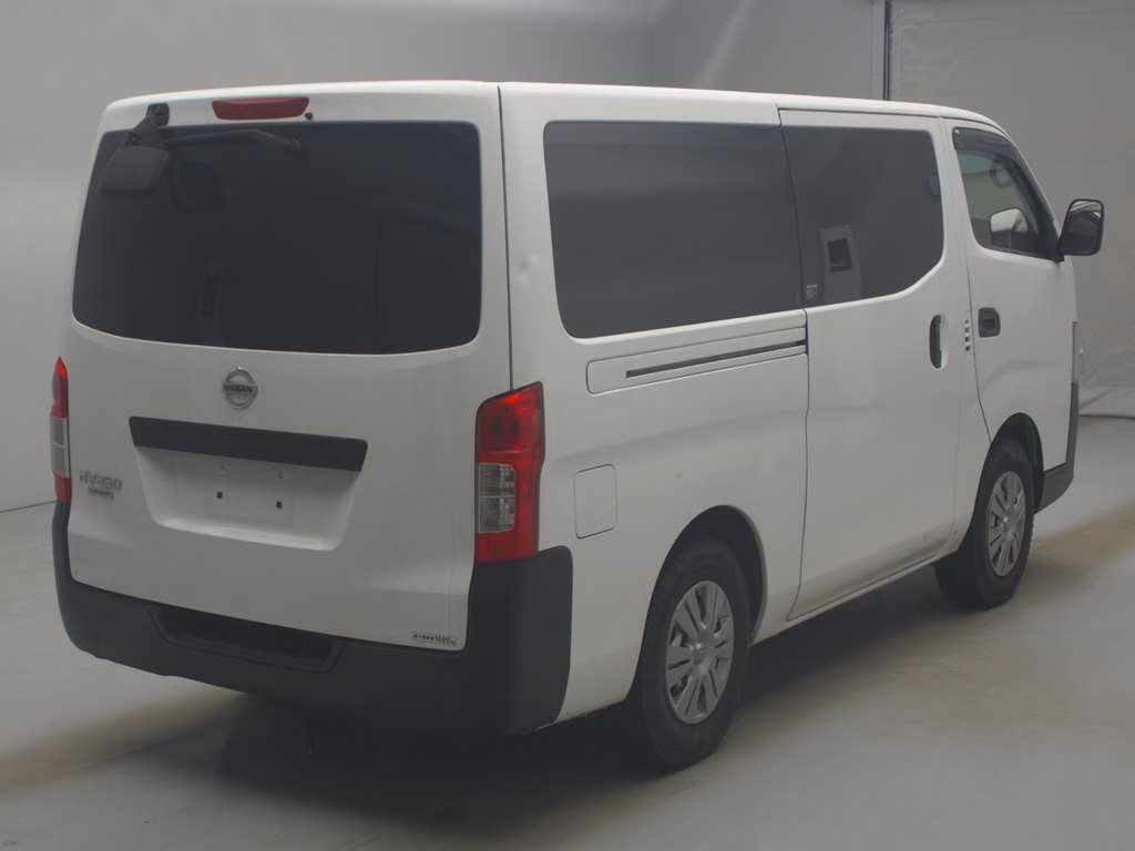 NISSAN NV350 CARAVAN