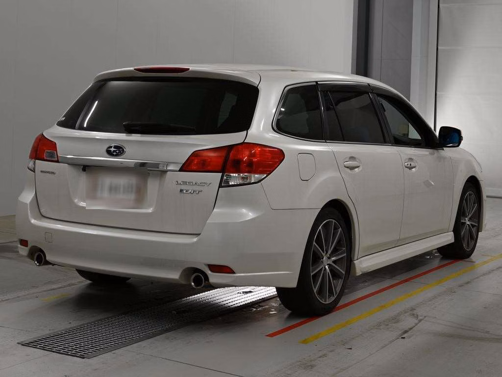 SUBARU LEGACY