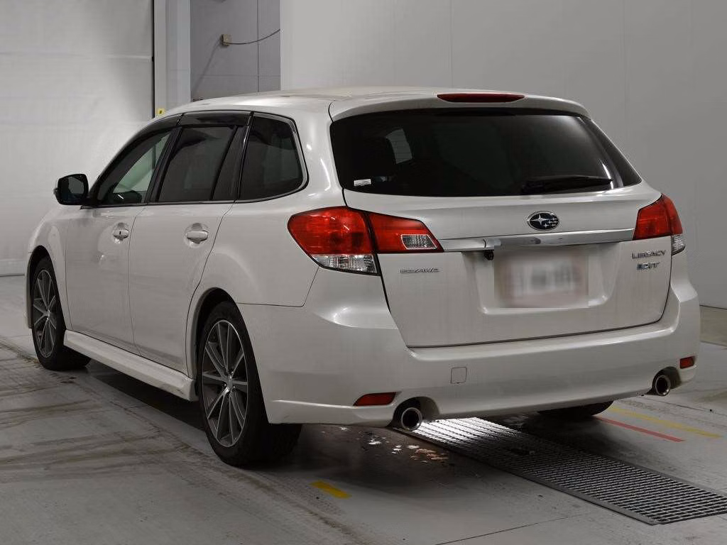 SUBARU LEGACY
