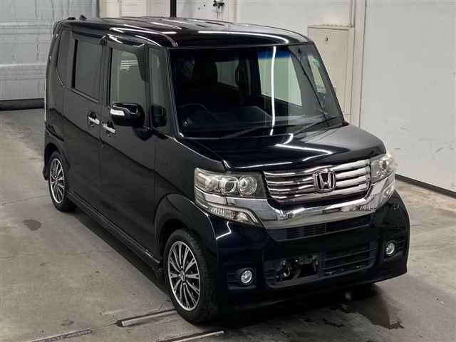 HONDA N-BOX