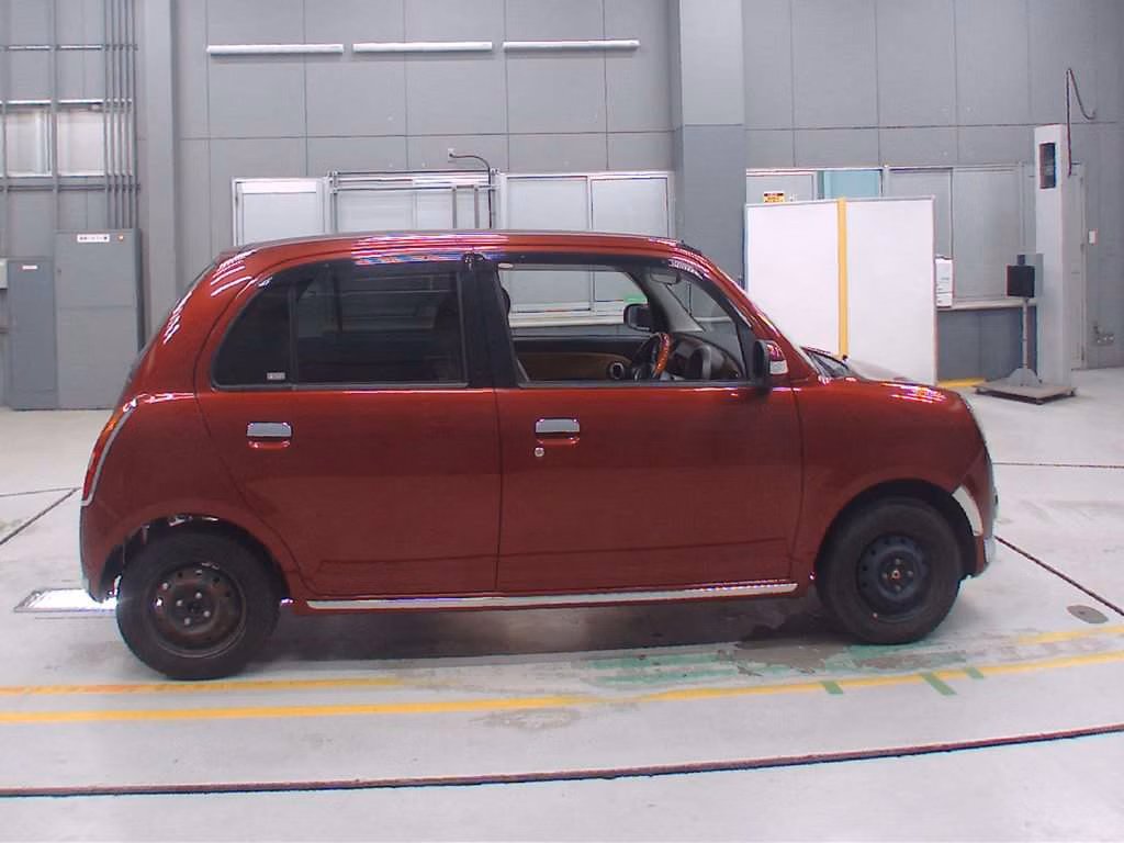 DAIHATSU MIRA GINO