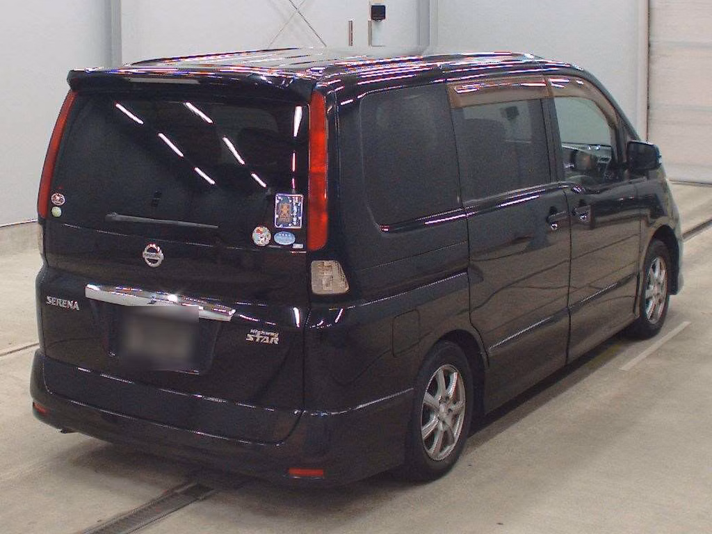 NISSAN SERENA