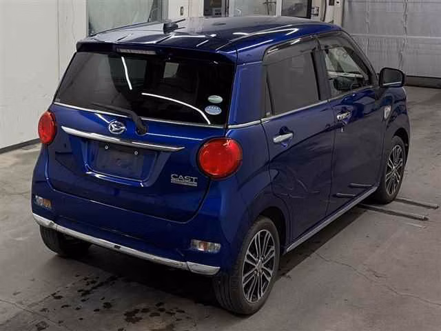 DAIHATSU CAST