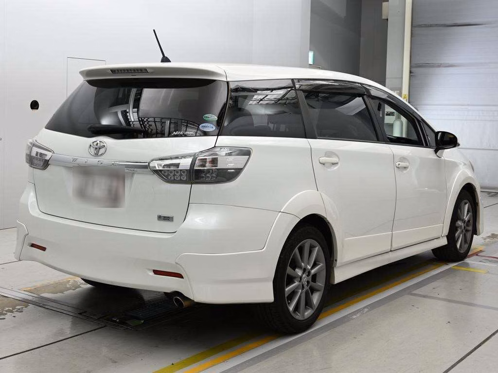 TOYOTA WISH