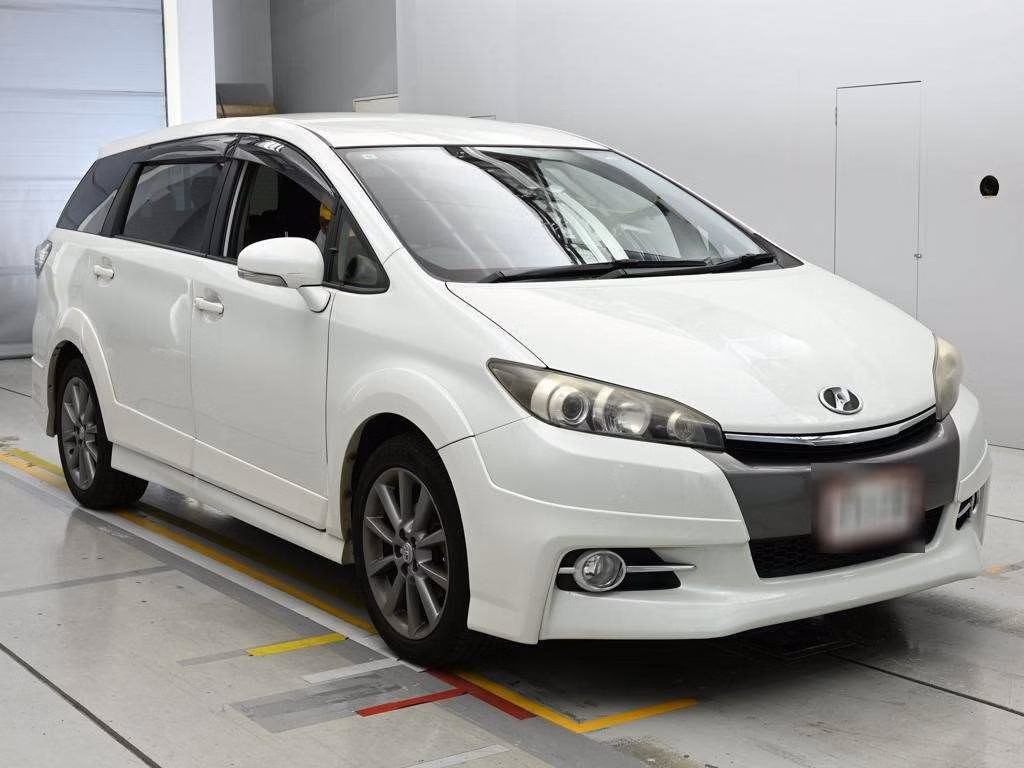 TOYOTA WISH