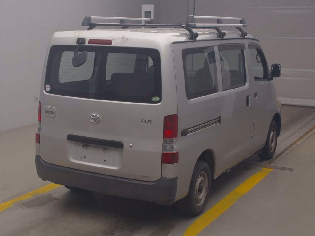 TOYOTA LITE ACE