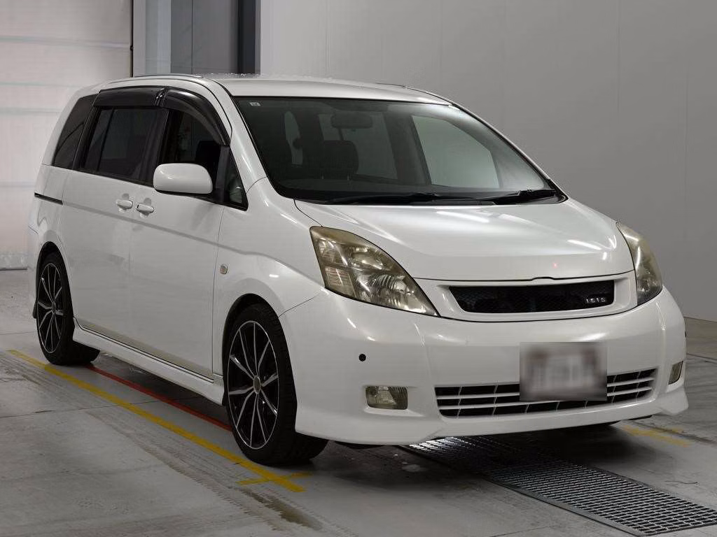 TOYOTA ISIS