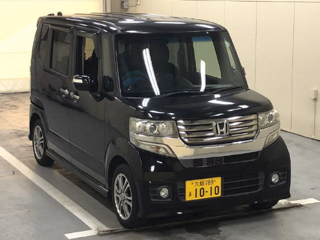 HONDA N-BOX