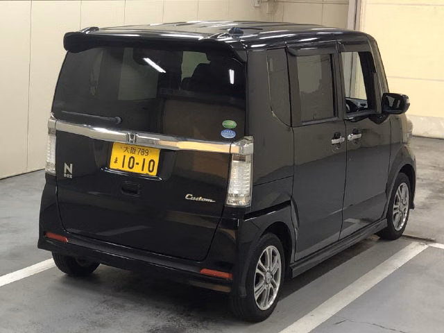HONDA N-BOX