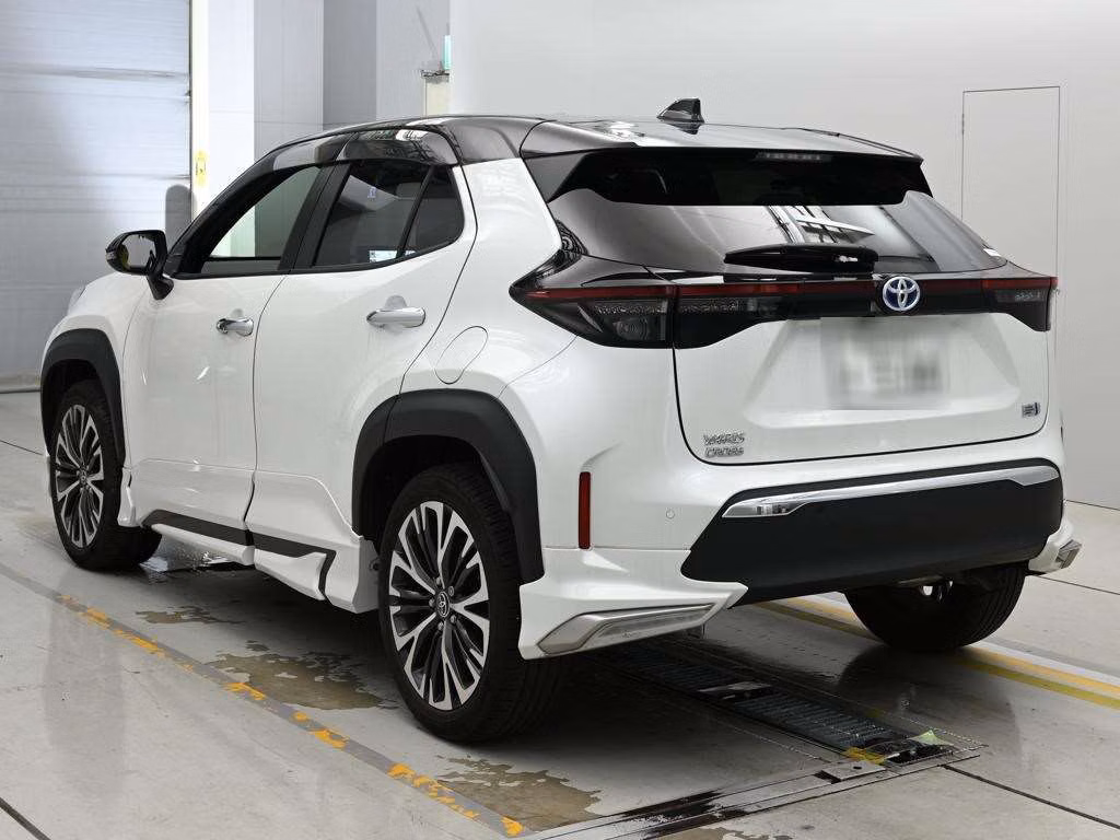 TOYOTA YARIS CROSS