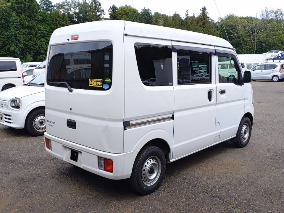 MITSUBISHI MINICAB