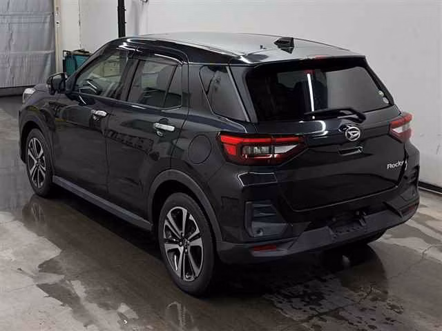 DAIHATSU ROCKY